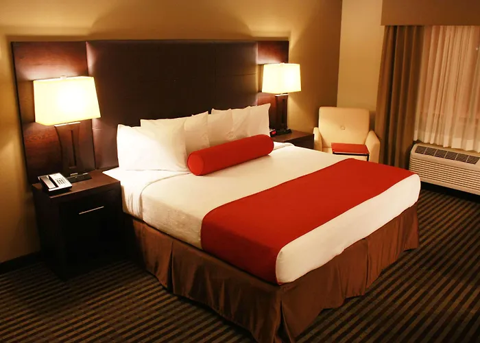 Comfort Inn & Suites Copley Akron