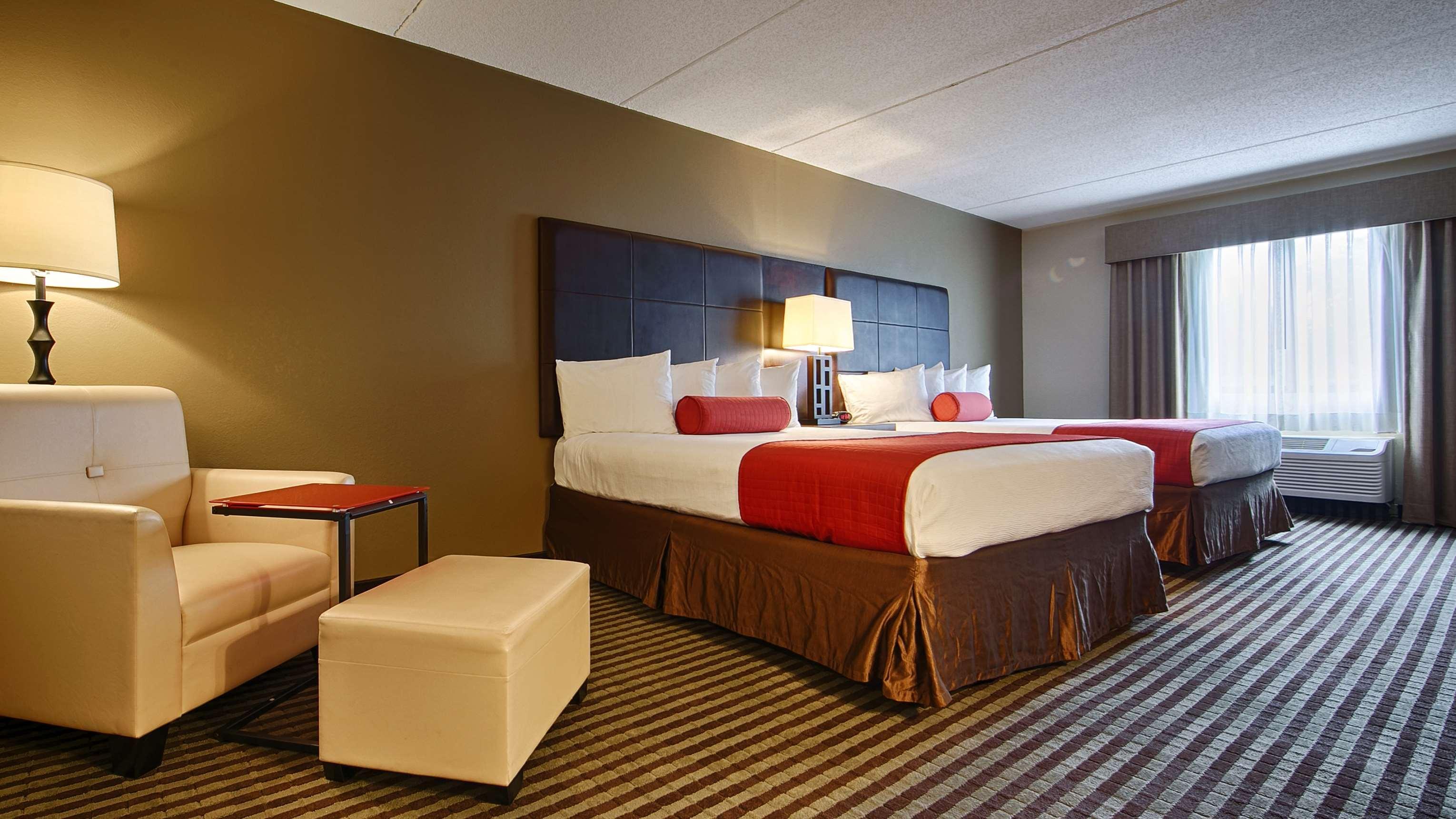 Comfort & Akron 2*