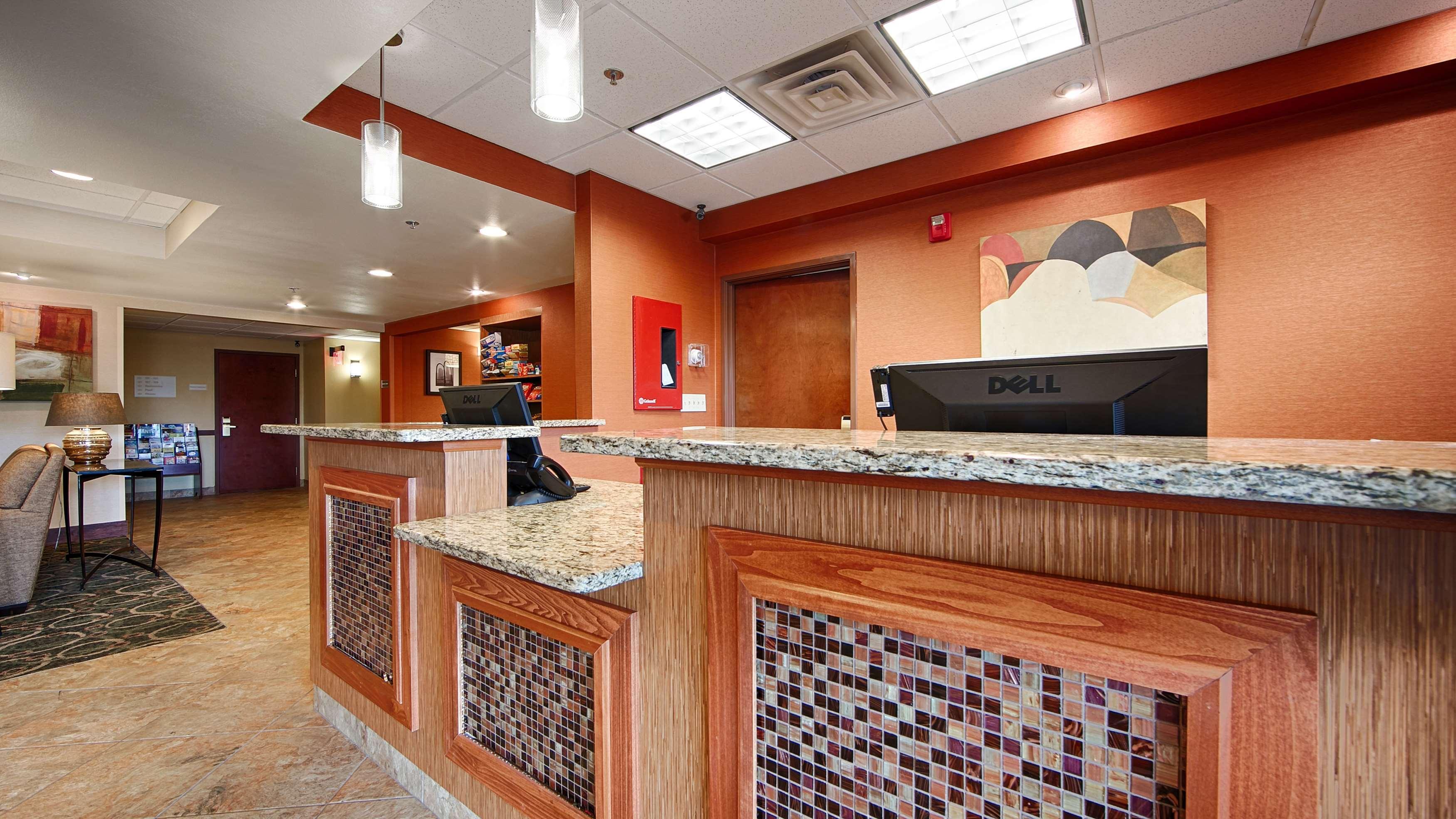 Comfort & Akron Hotel