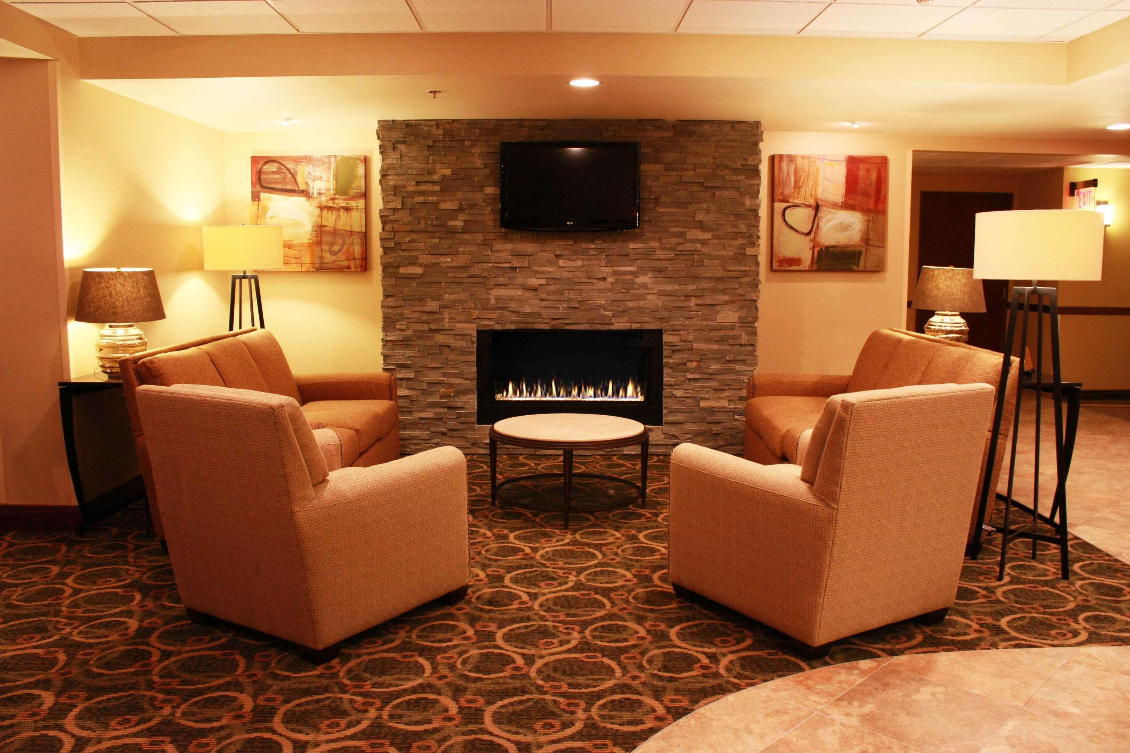 Comfort & Akron Hotel